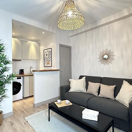 Elegant Home Near Trocadero Paris Exterior photo