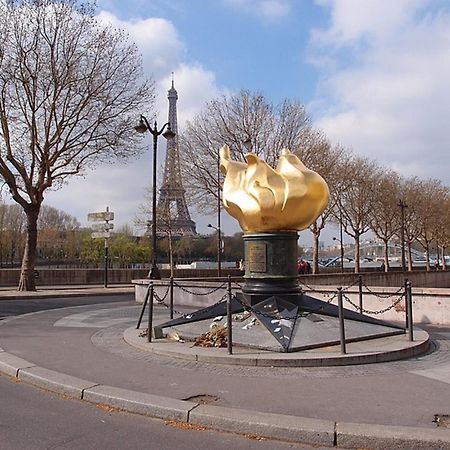 Elegant Home Near Trocadero Paris Exterior photo